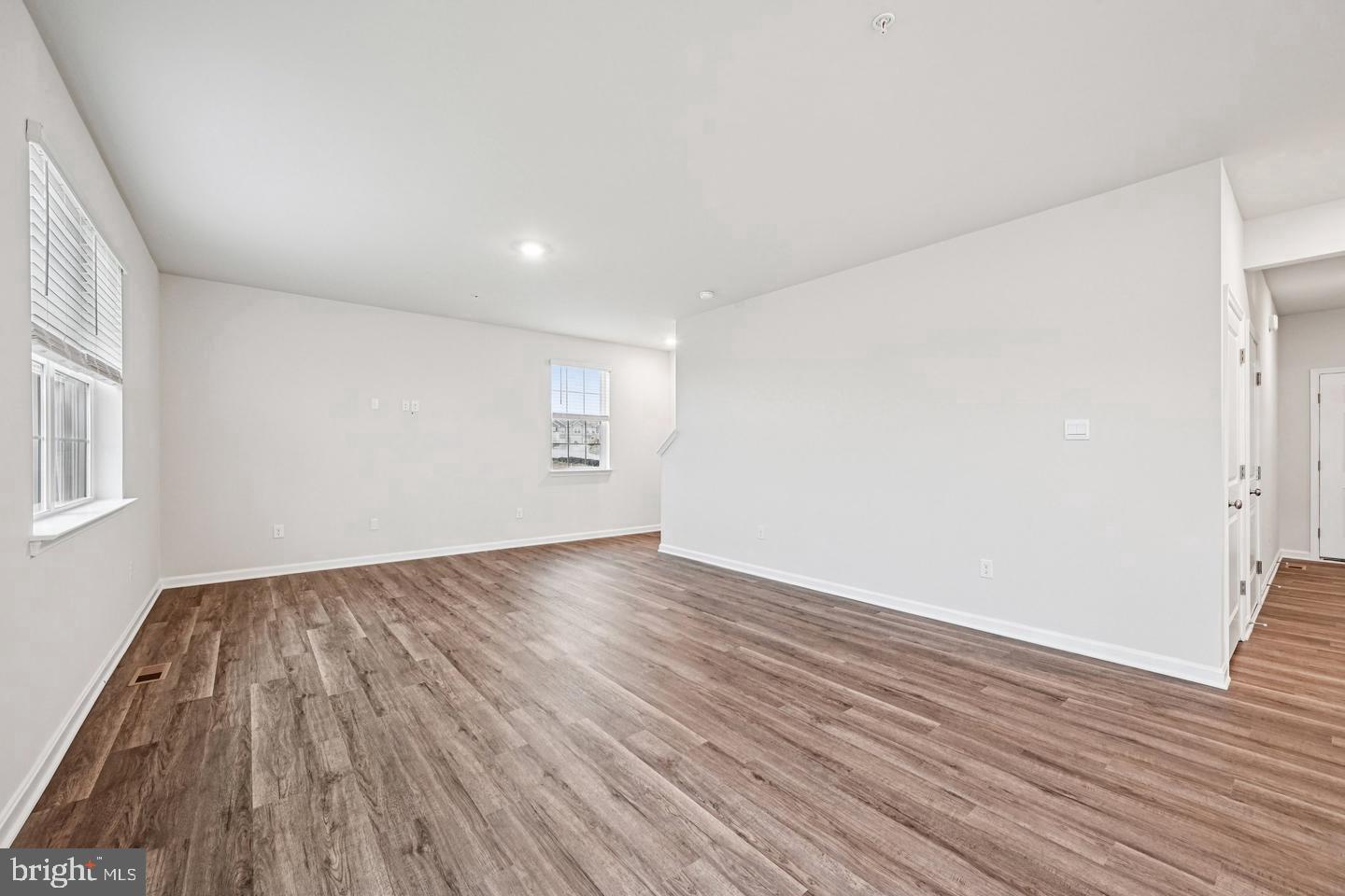 820 Spikeresh Way Property Photo 9