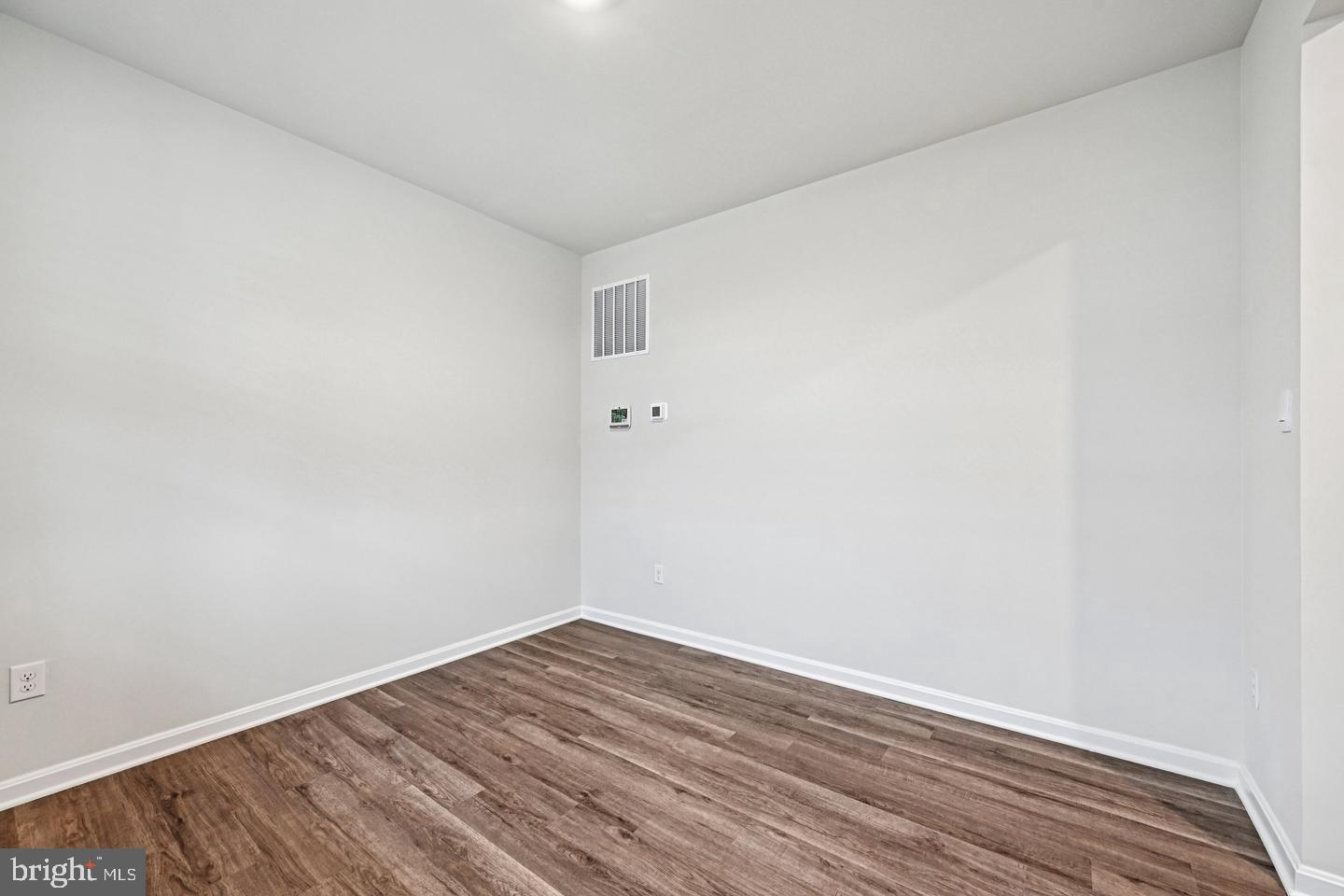 820 Spikeresh Way Property Photo 19