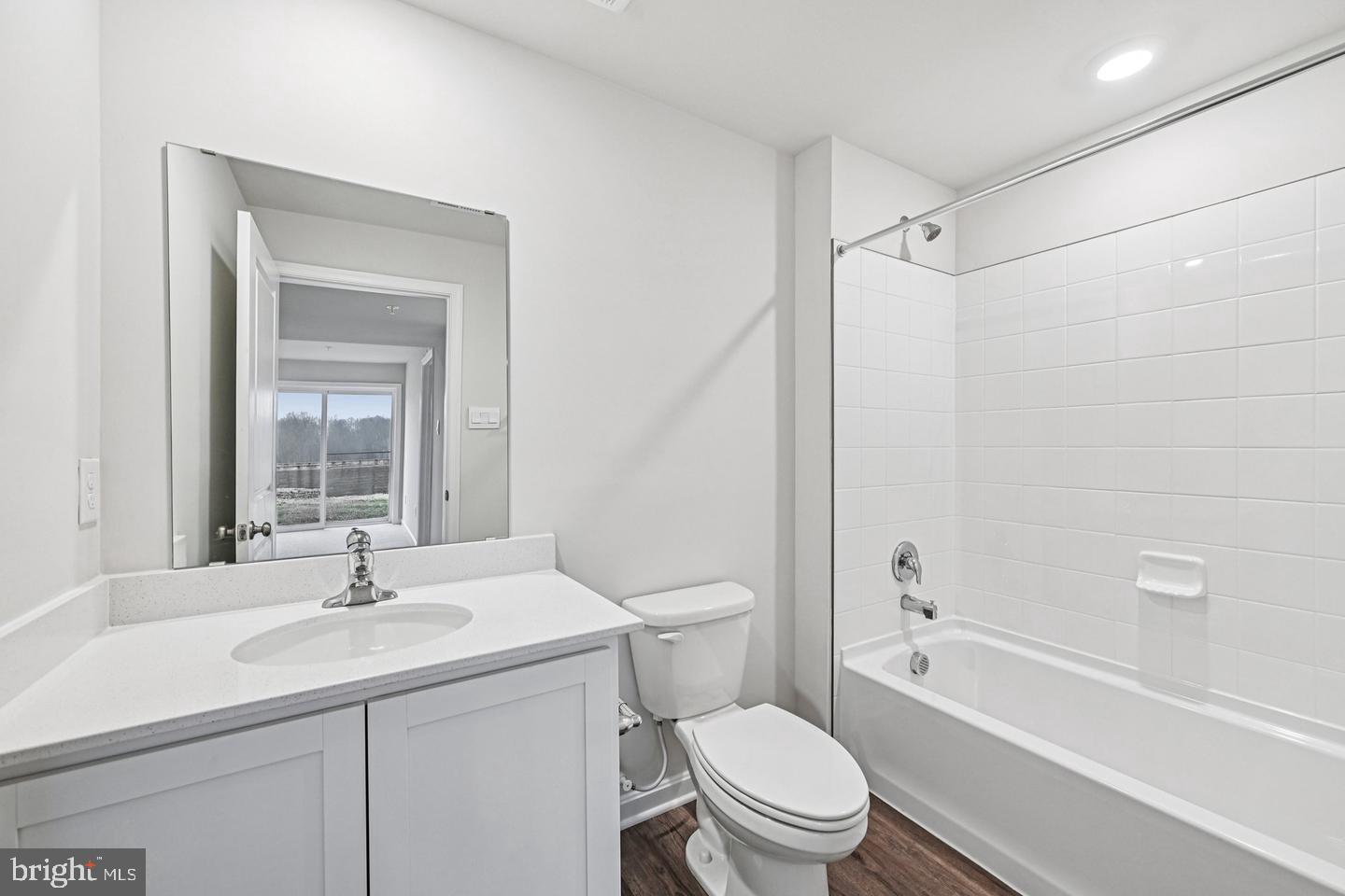 820 Spikeresh Way Property Photo 54