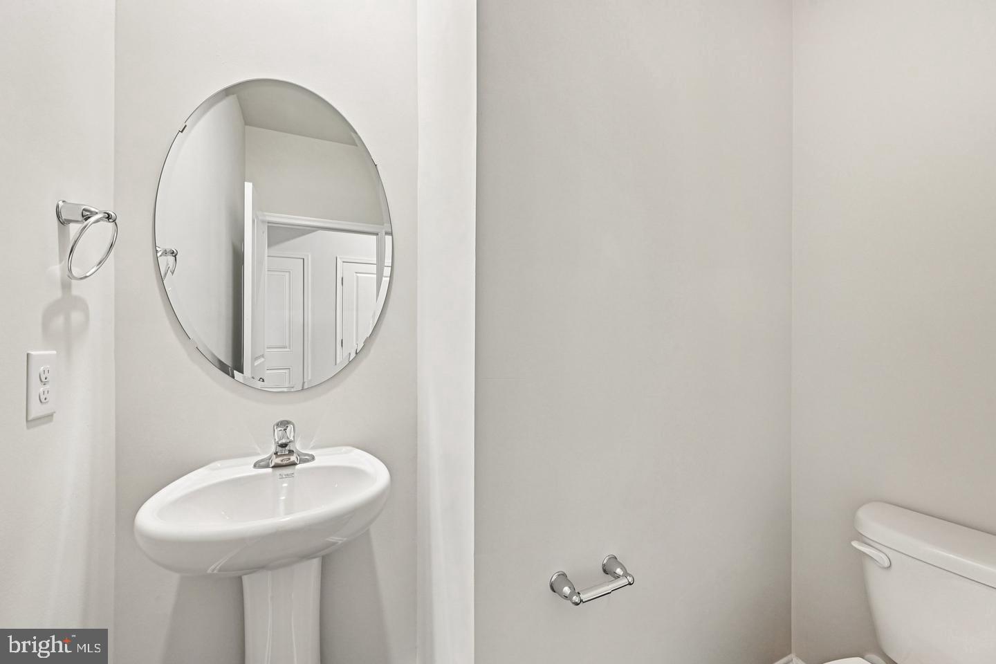 820 Spikeresh Way Property Photo 55