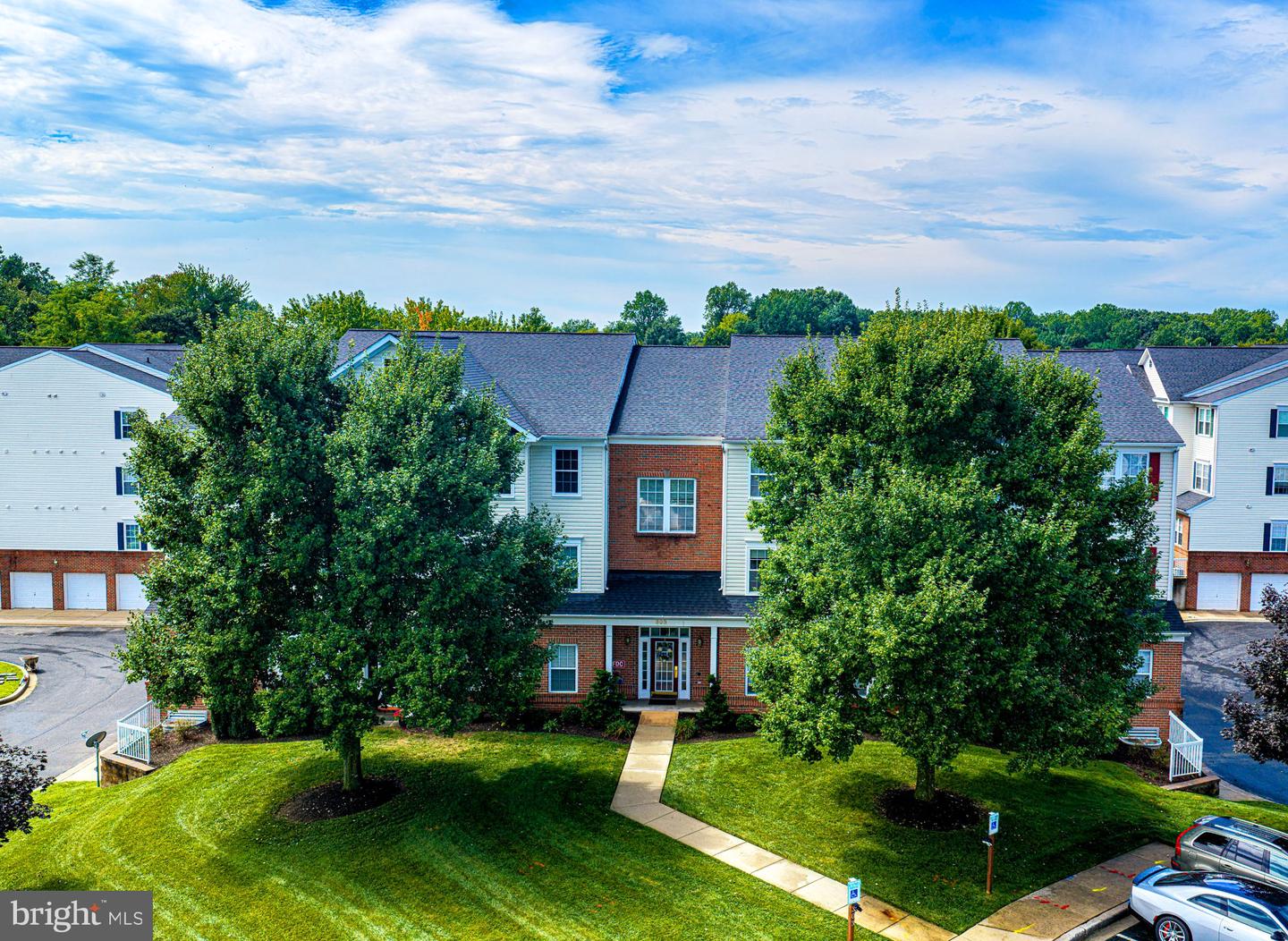 303 Willrich Cir #j Property Photo 49