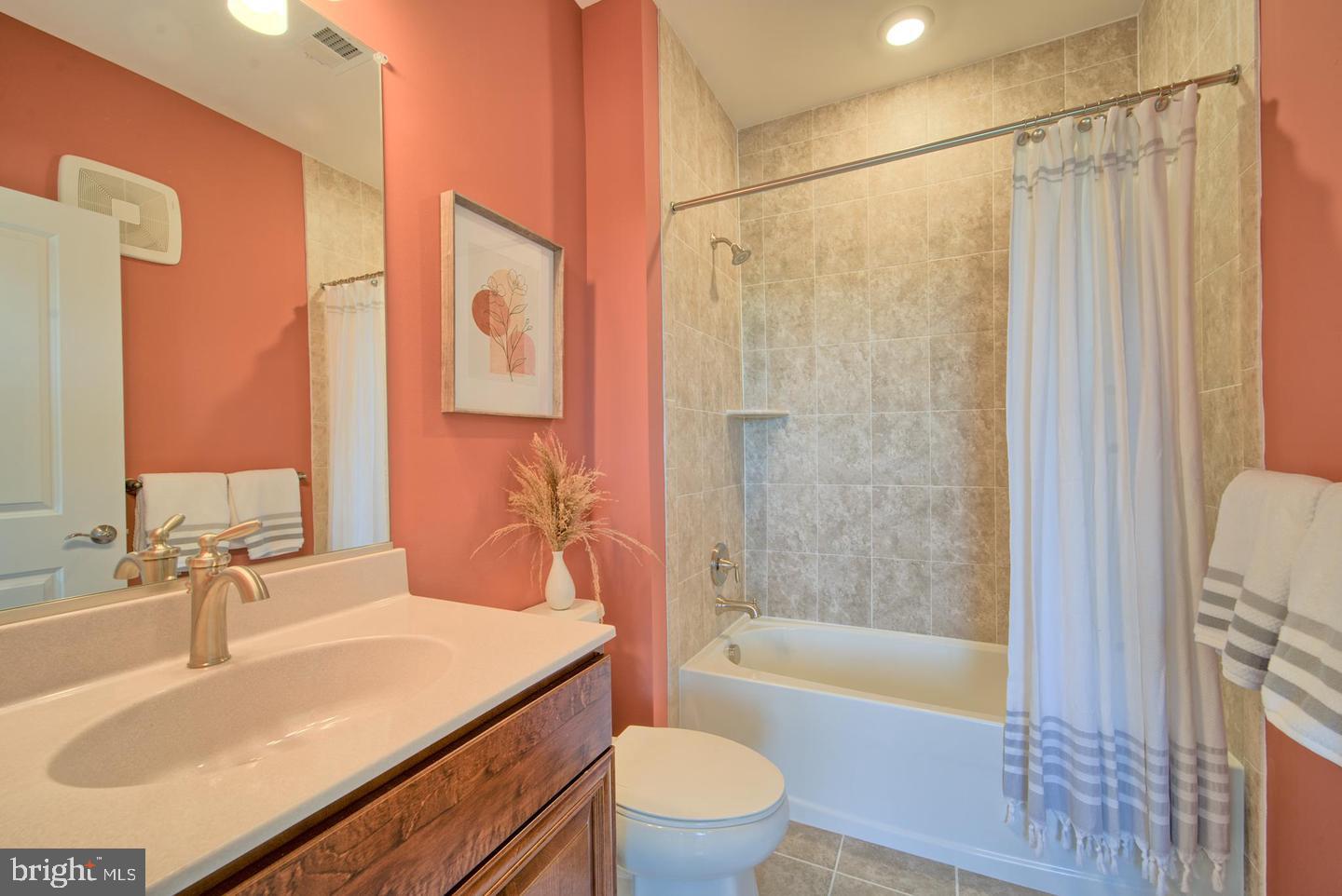 402 Bold Ruler Ct #401 Property Photo 12