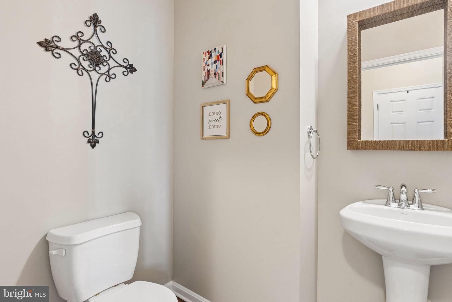 519 Lothian Way Property Photo 12