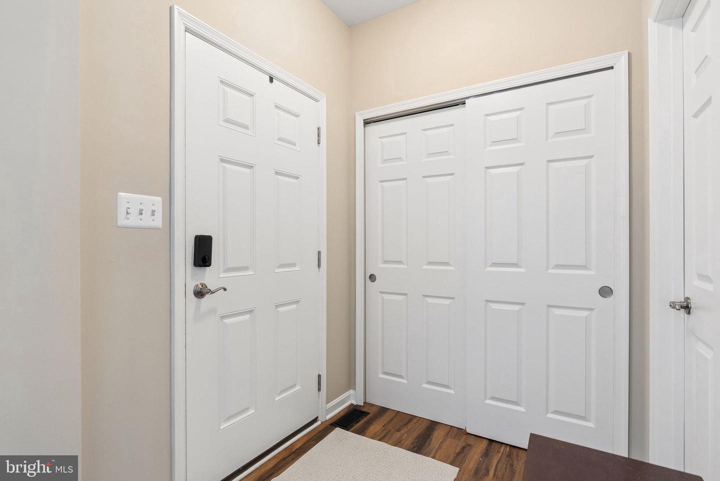 519 Lothian Way Property Photo 35