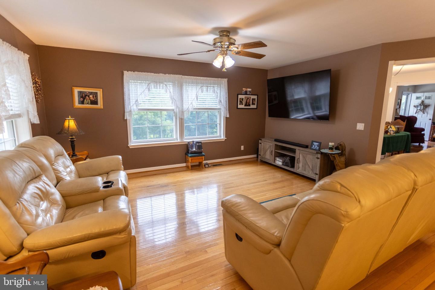 1020 Ridge Property Photo 13