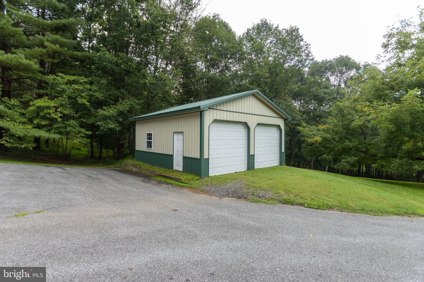 1020 Ridge Property Photo 39