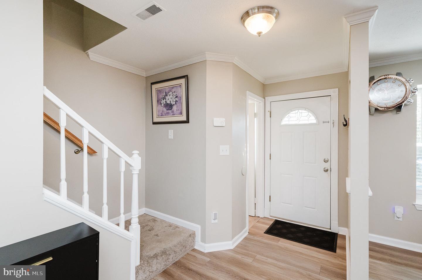1214 Griffith Pl Property Photo 3