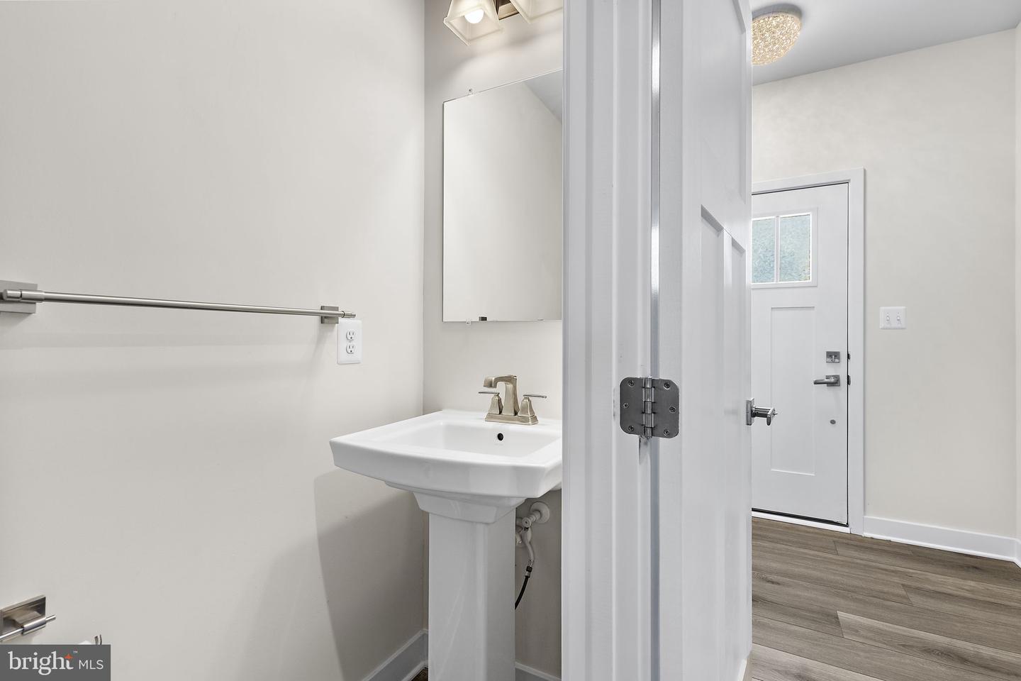 2527 Steamboat Way Property Photo 18