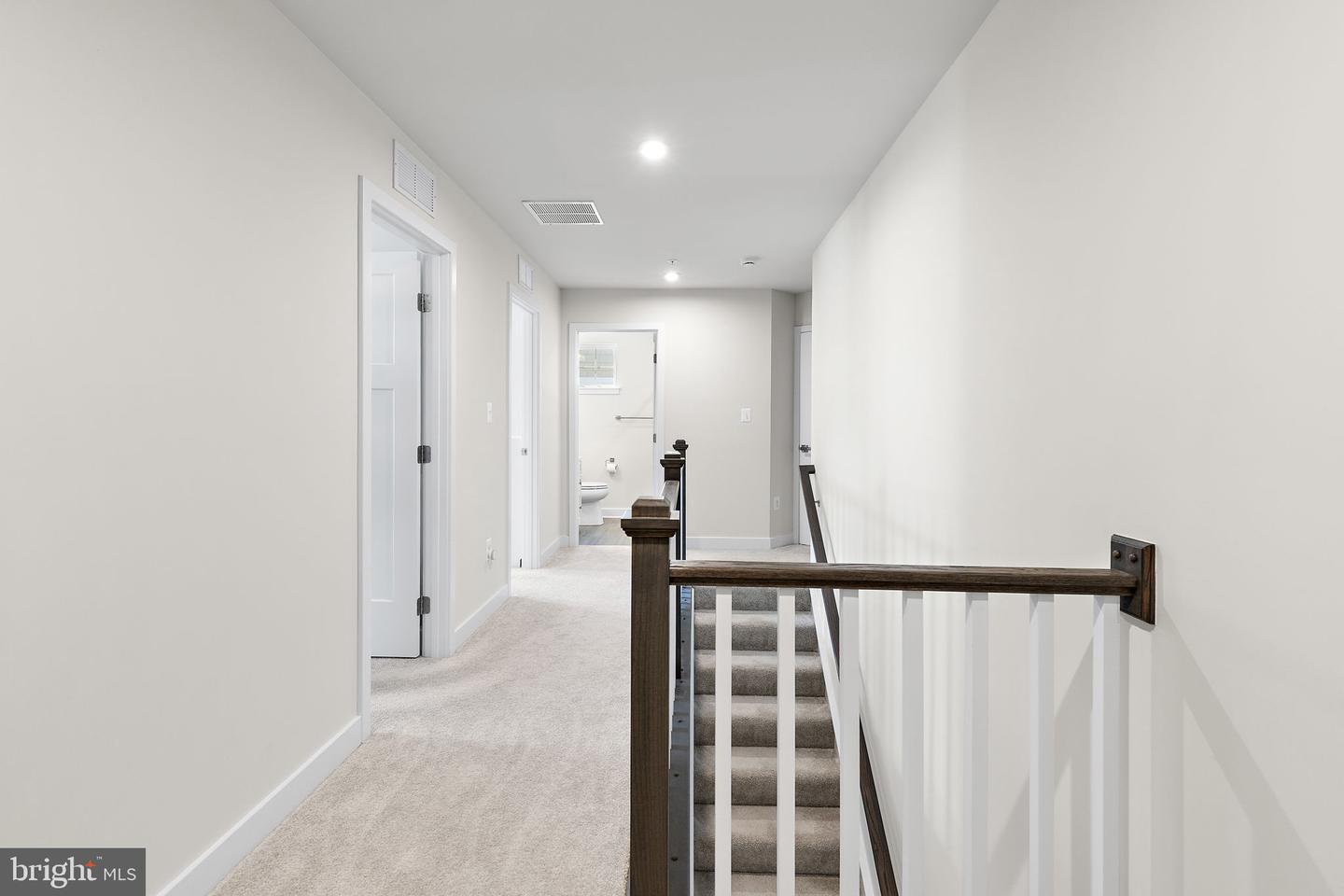 2527 Steamboat Way Property Photo 21