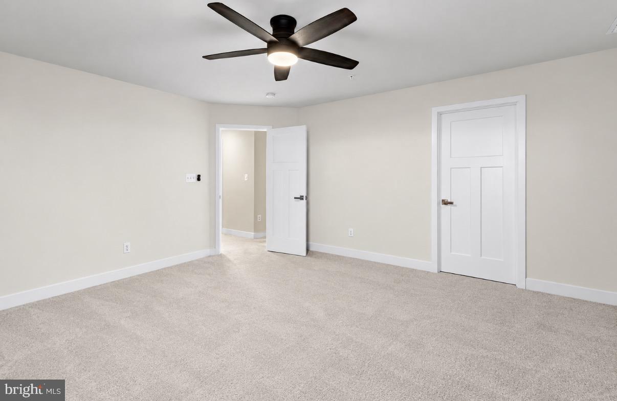 2527 Steamboat Way Property Photo 24