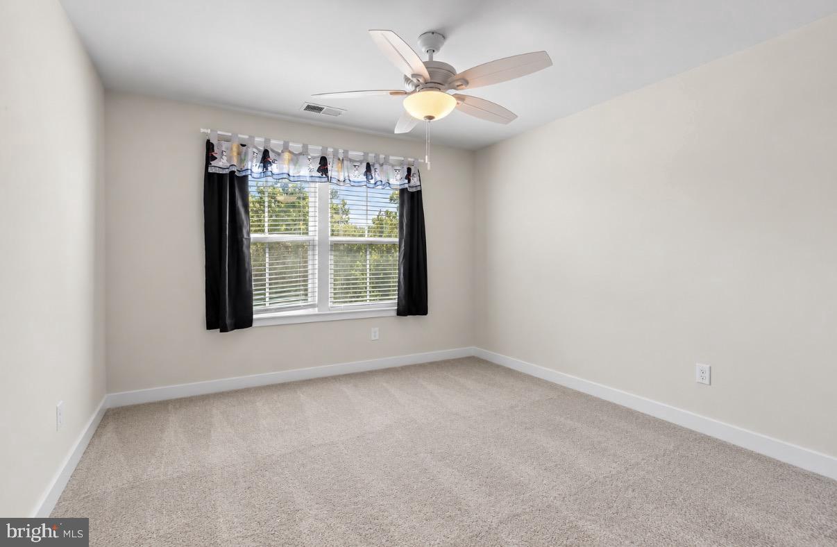 2527 Steamboat Way Property Photo 27