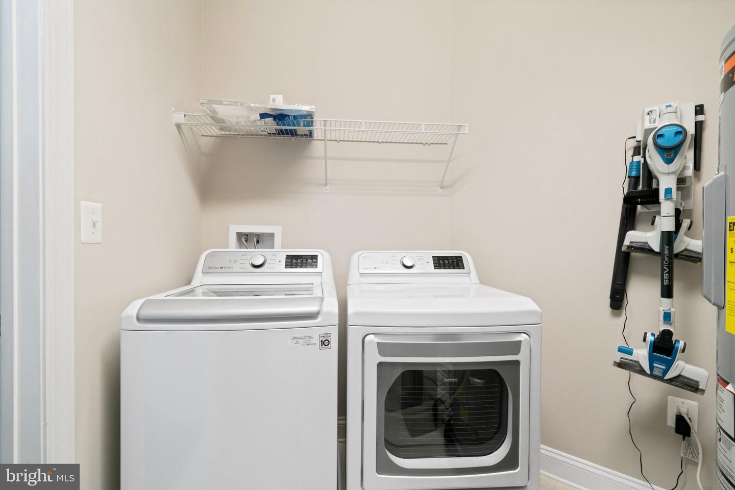 900 Macphail Woods Xing #3i Property Photo 26