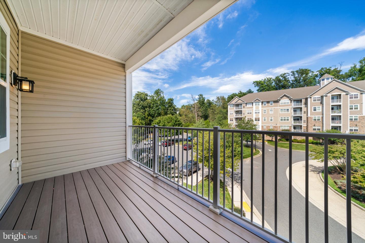 900 Macphail Woods Xing #3i Property Photo 27