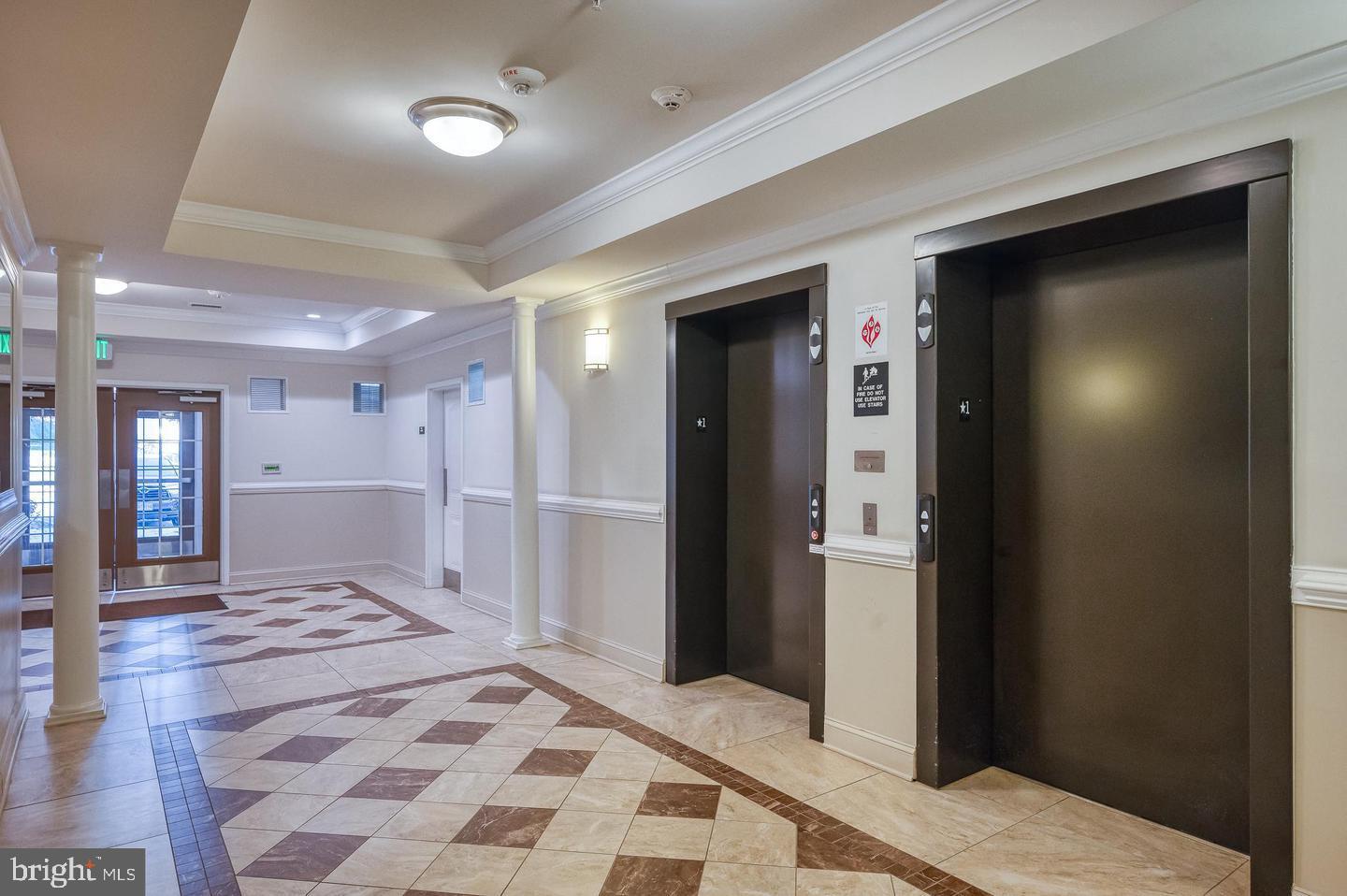 900 Macphail Woods Xing #3i Property Photo 34