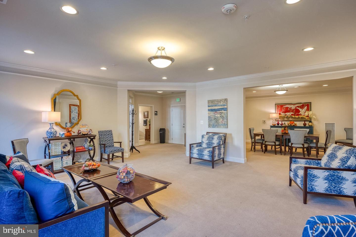 900 Macphail Woods Xing #3i Property Photo 38