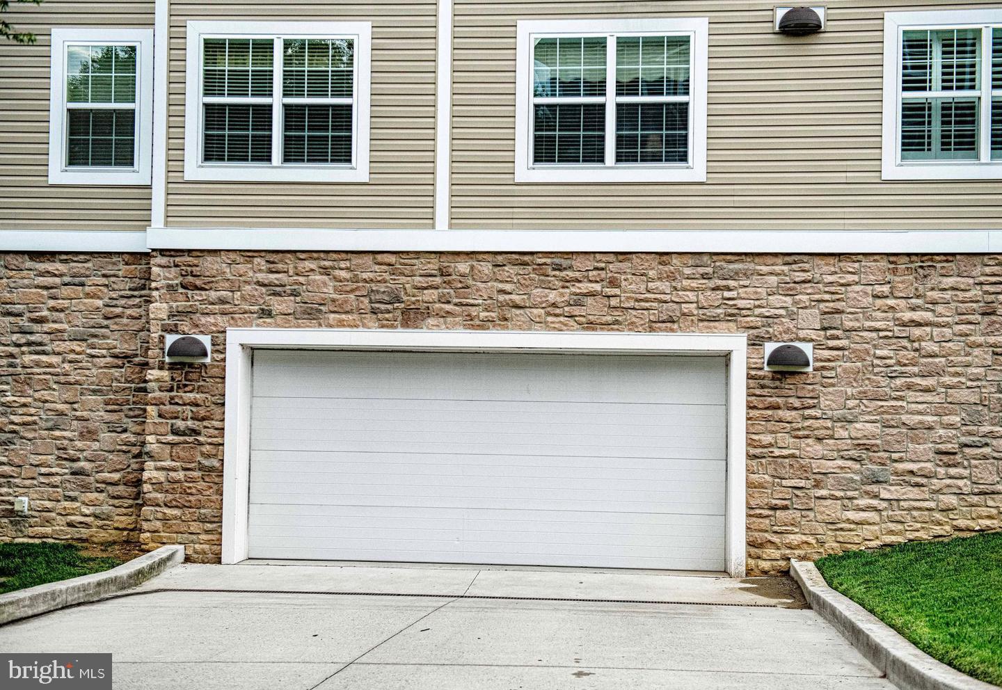 900 Macphail Woods Xing #3i Property Photo 40