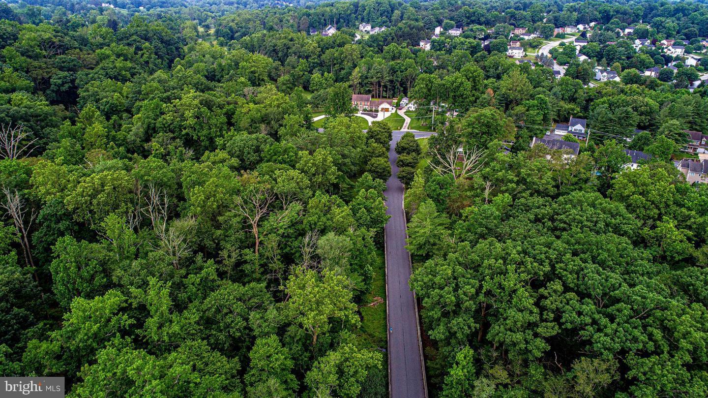 900 Macphail Woods Xing #3i Property Photo 47