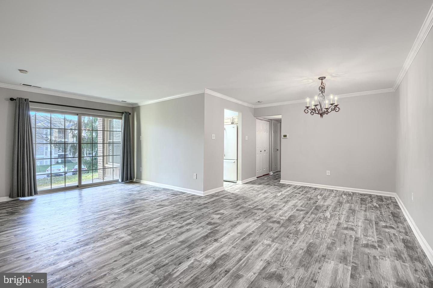 201 Star Pointe Ct #1c Property Photo 4