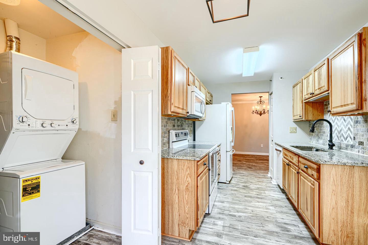 201 Star Pointe Ct #1c Property Photo 15
