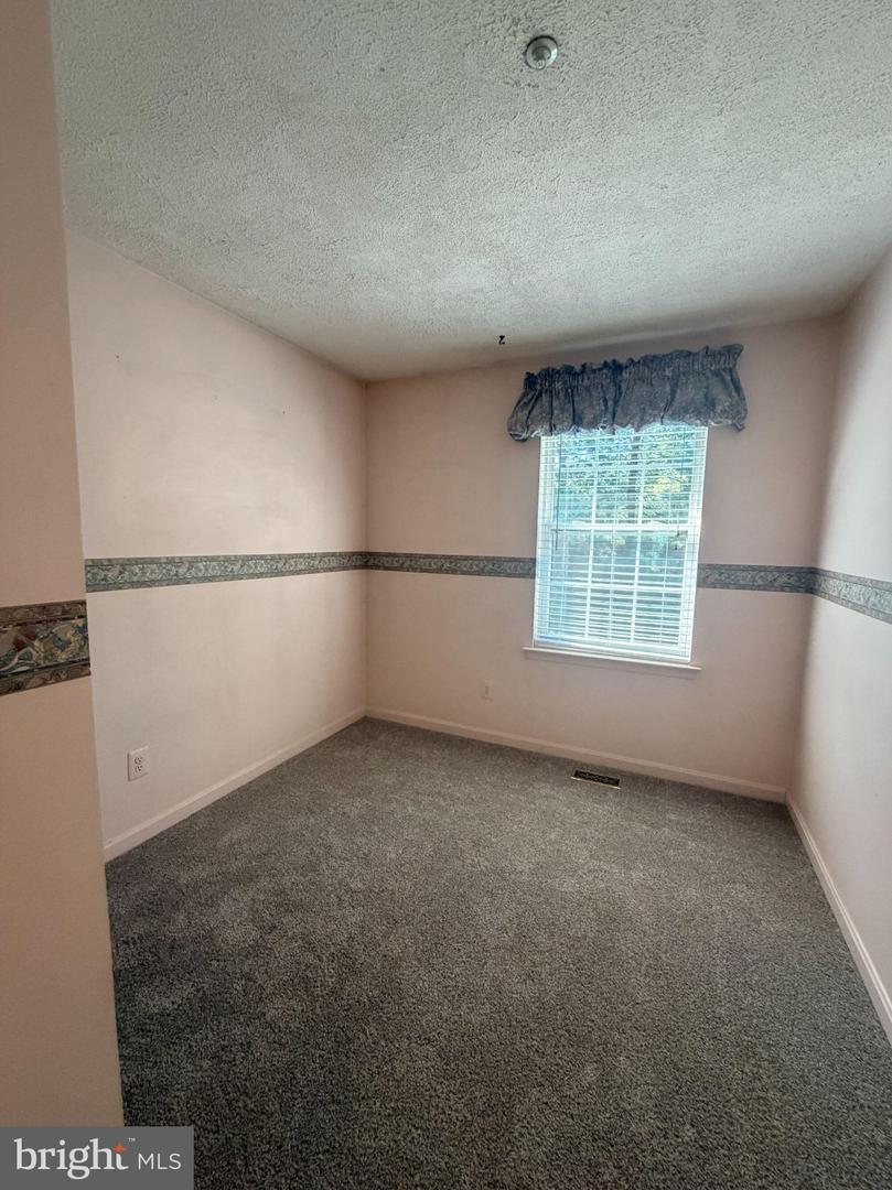 183 Ferring Property Photo 14
