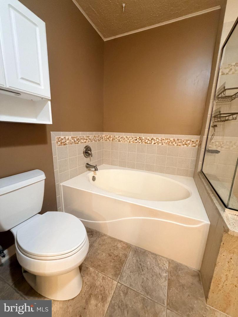 183 Ferring Property Photo 18