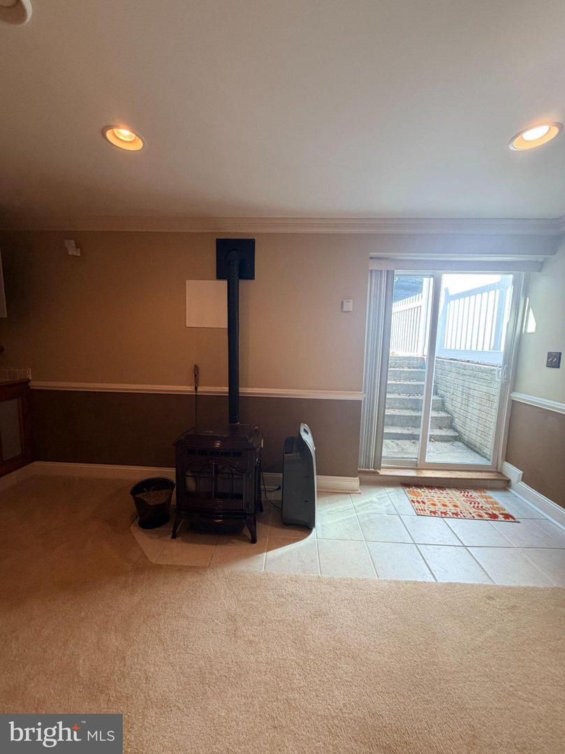 183 Ferring Property Photo 23