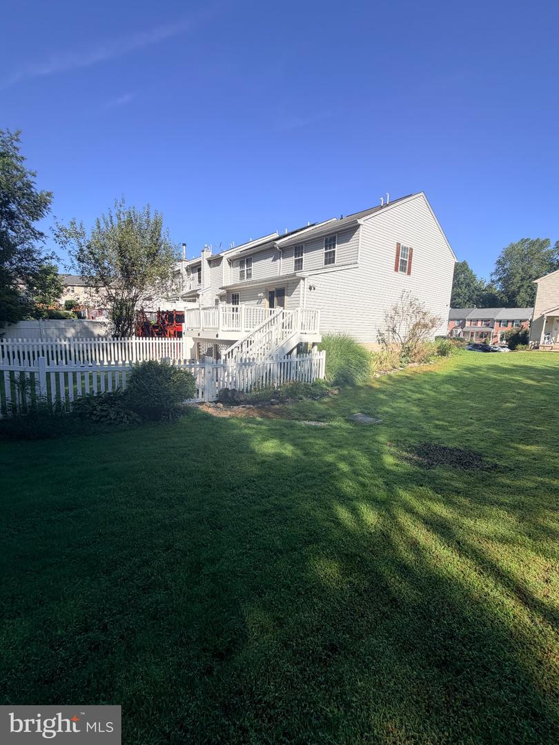 183 Ferring Property Photo 30