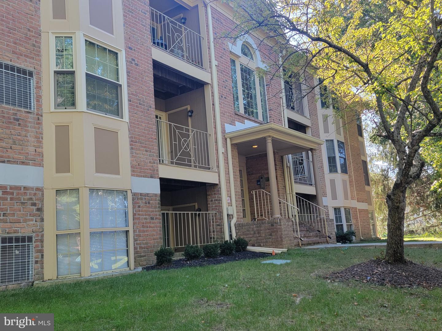 3500 Thomas Pointe - 2d Ct #2d Property Photo 4