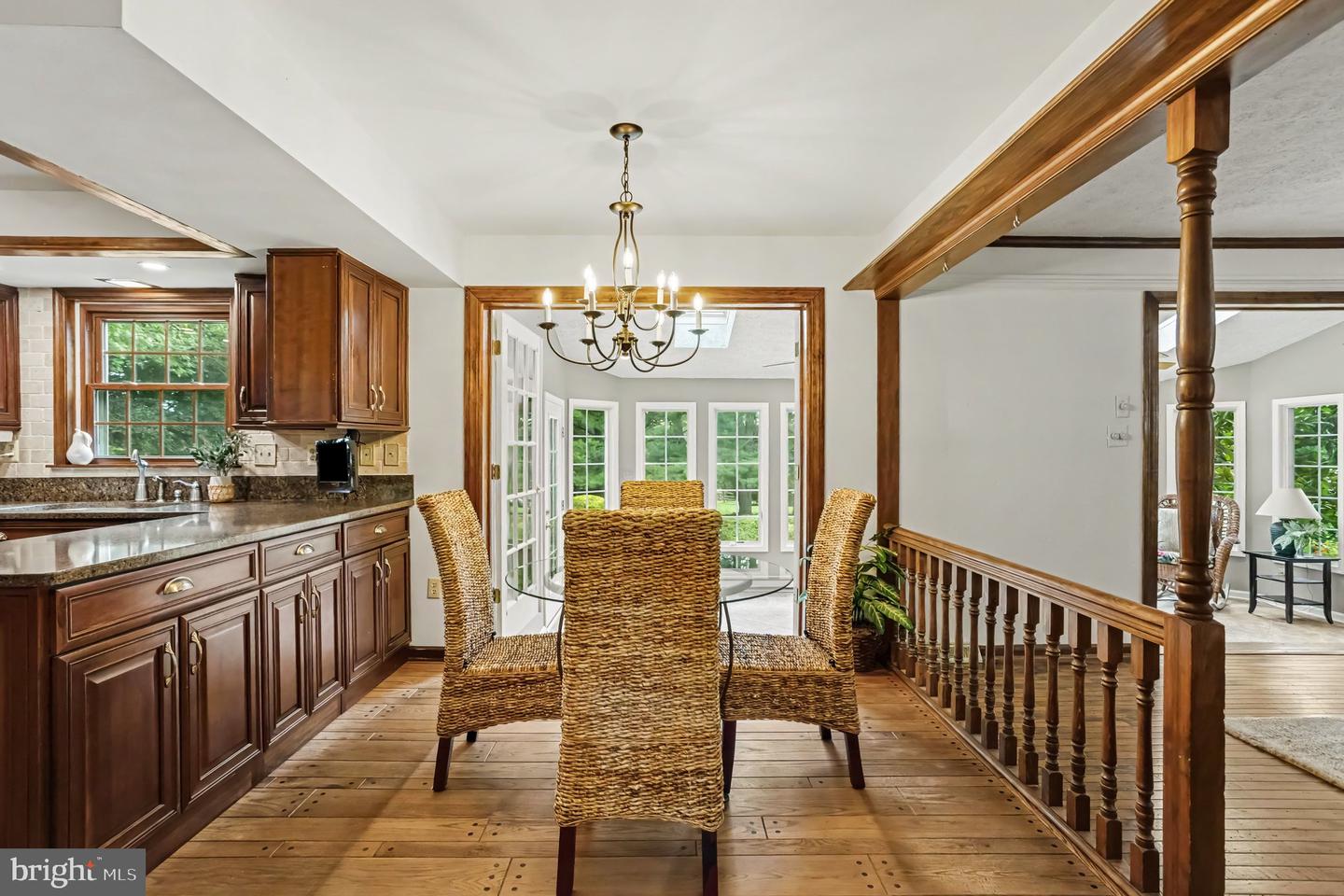 2830 Forest Glen Property Photo 6