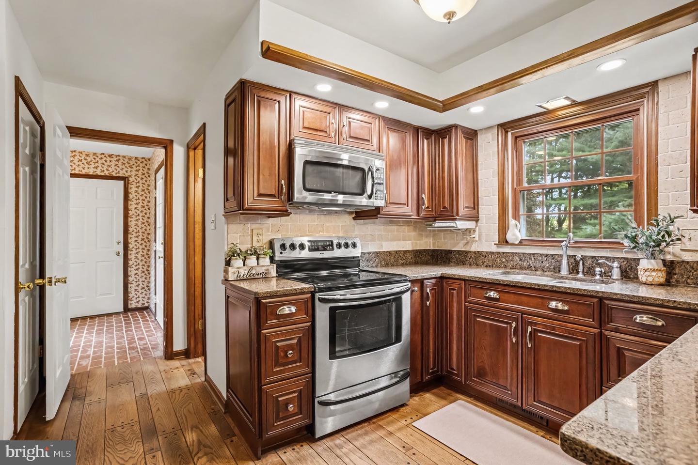2830 Forest Glen Property Photo 20