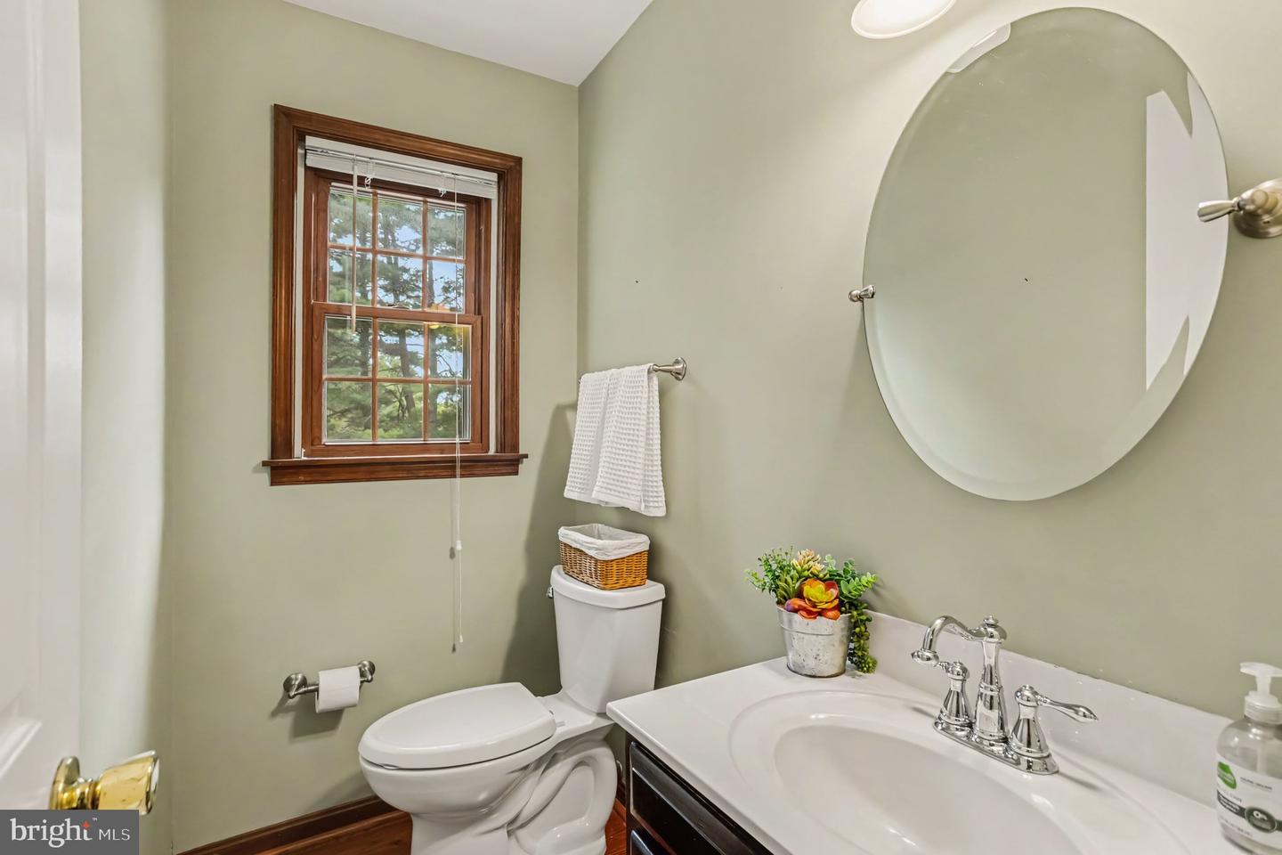 2830 Forest Glen Property Photo 31