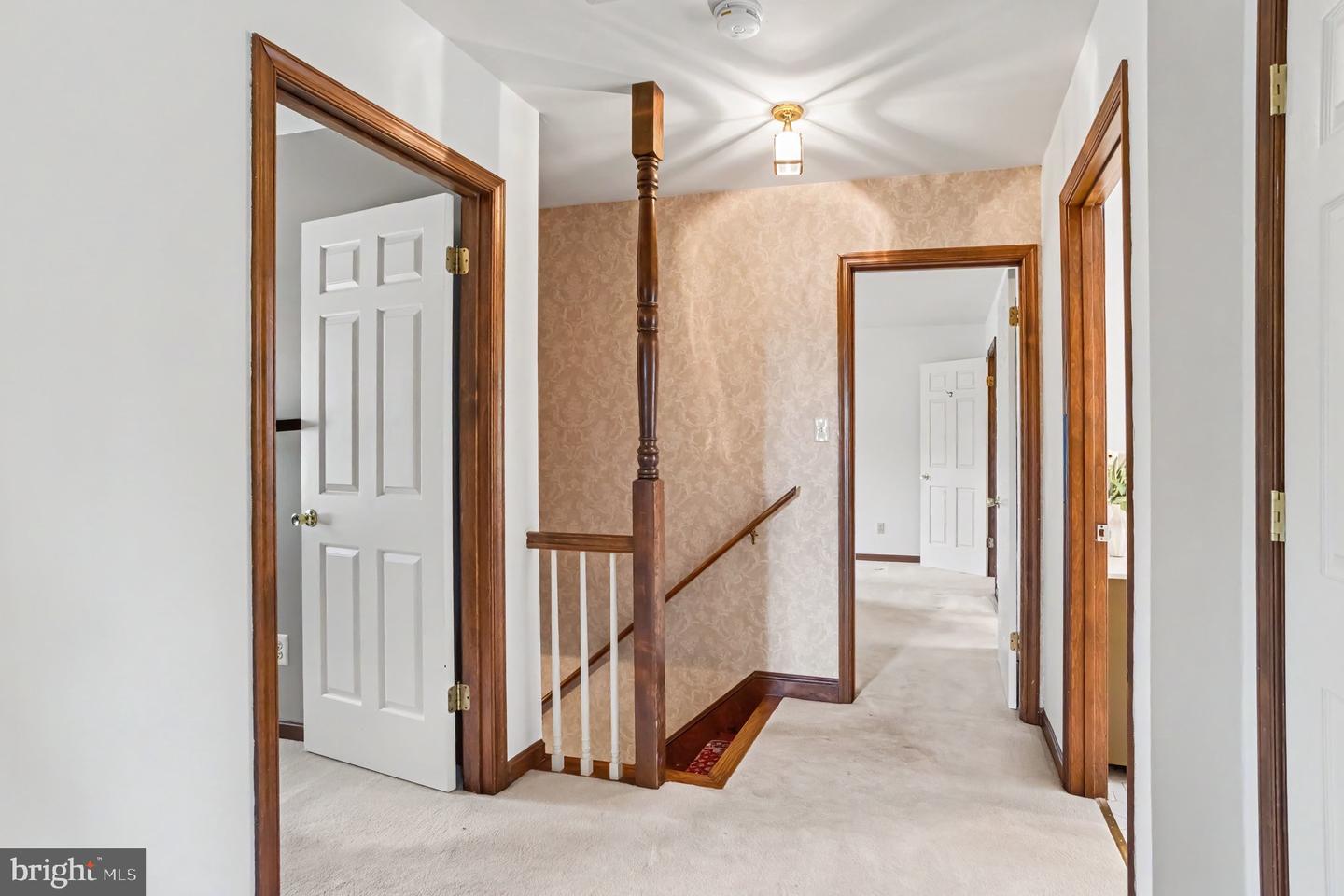 2830 Forest Glen Property Photo 33