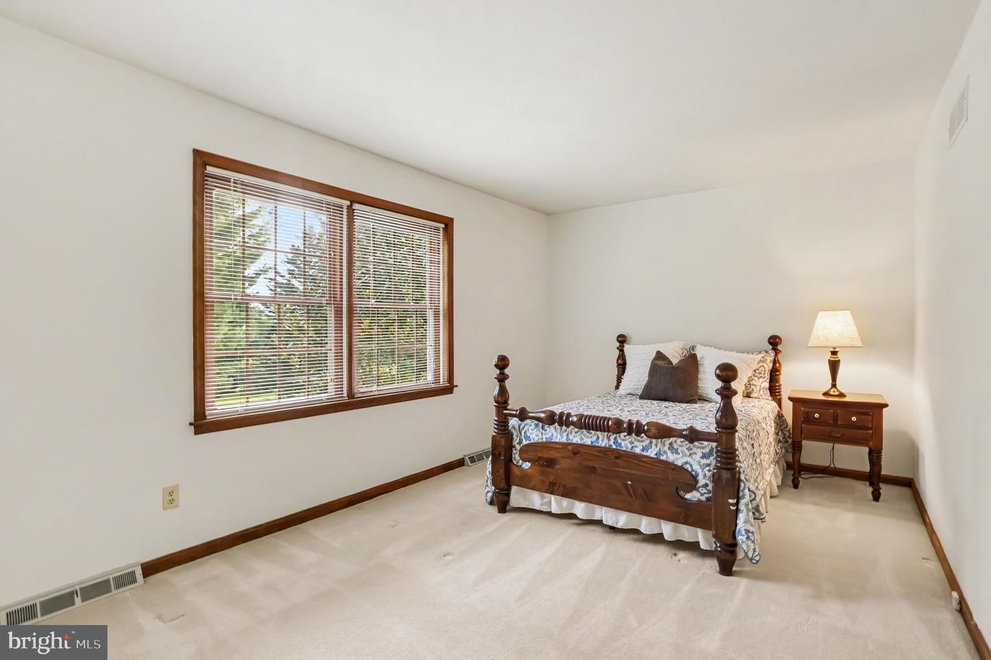 2830 Forest Glen Property Photo 41
