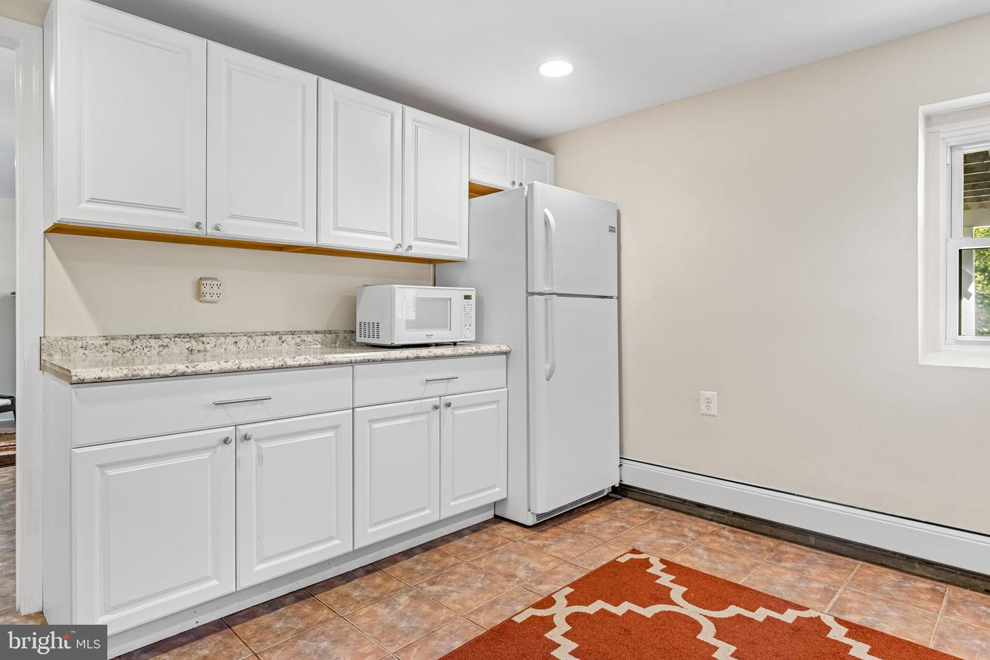 4 Carolina Ave Property Photo 33