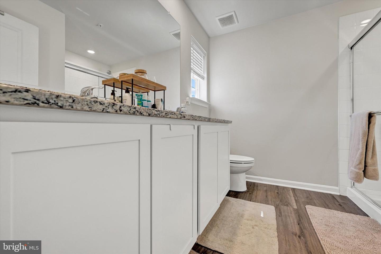 704 Hare's Tail Ct Property Photo 16