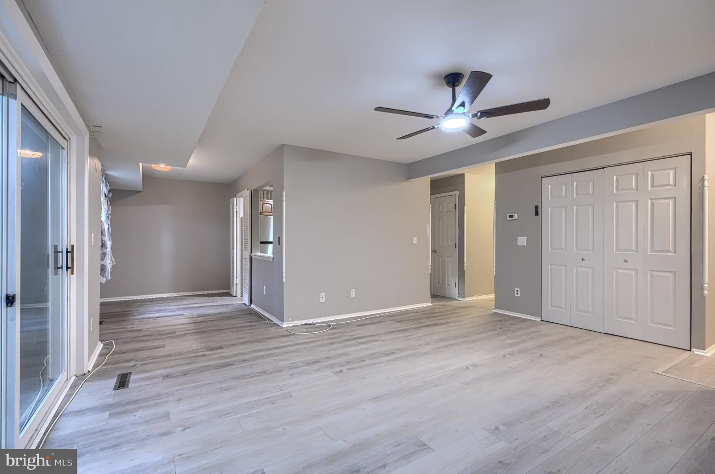 211 Crocker Dr #211-b Property Photo 5