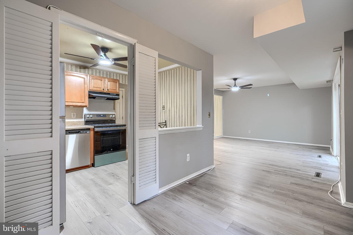 211 Crocker Dr #211-b Property Photo 7