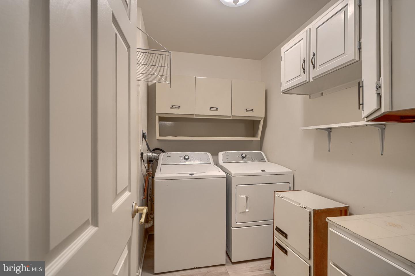 211 Crocker Dr #211-b Property Photo 11
