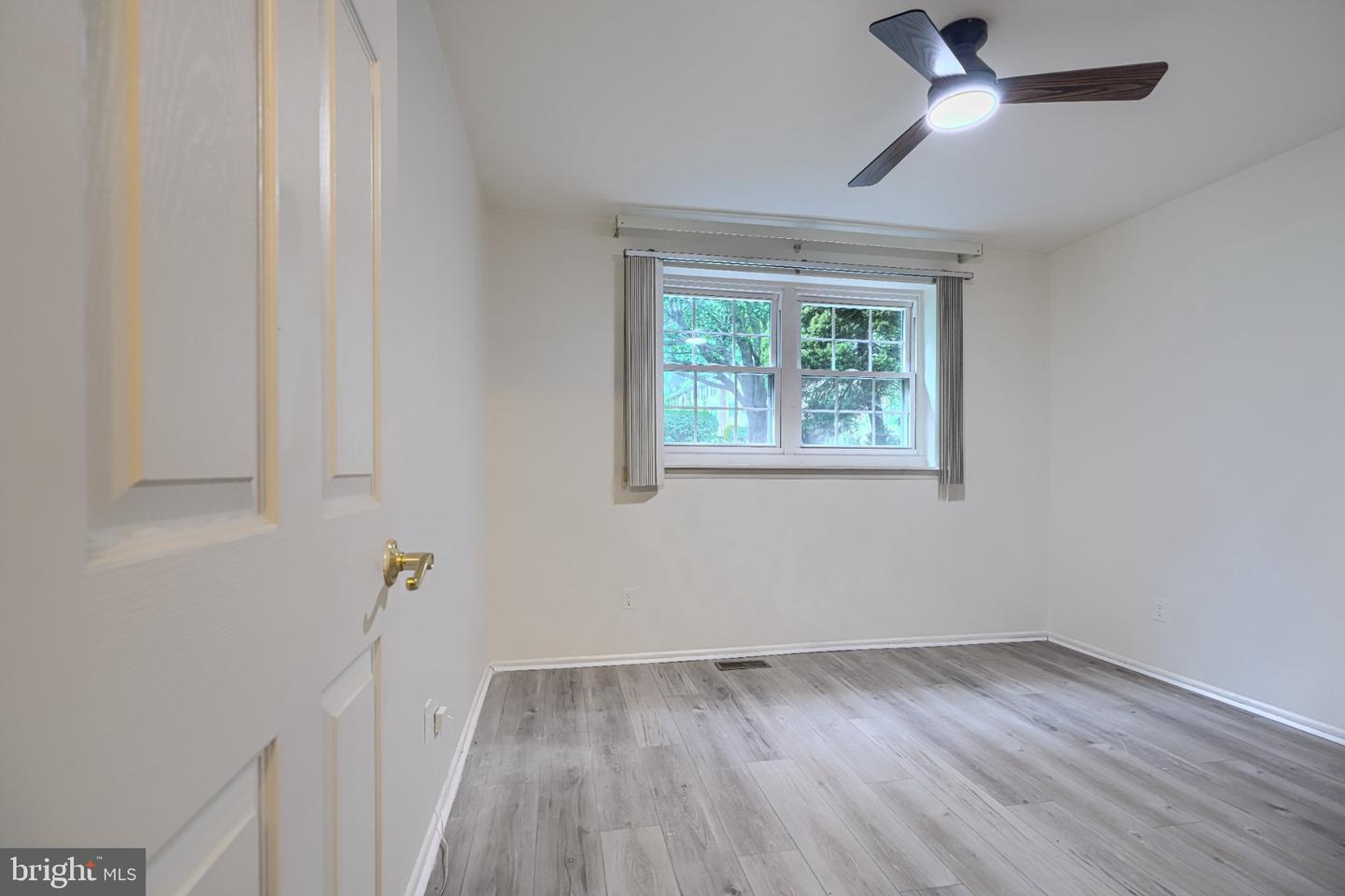 211 Crocker Dr #211-b Property Photo 12