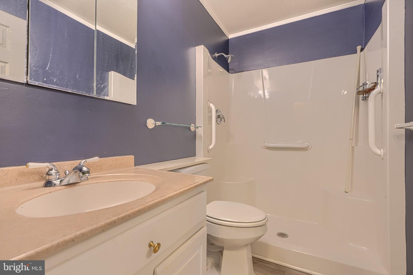 211 Crocker Dr #211-b Property Photo 18