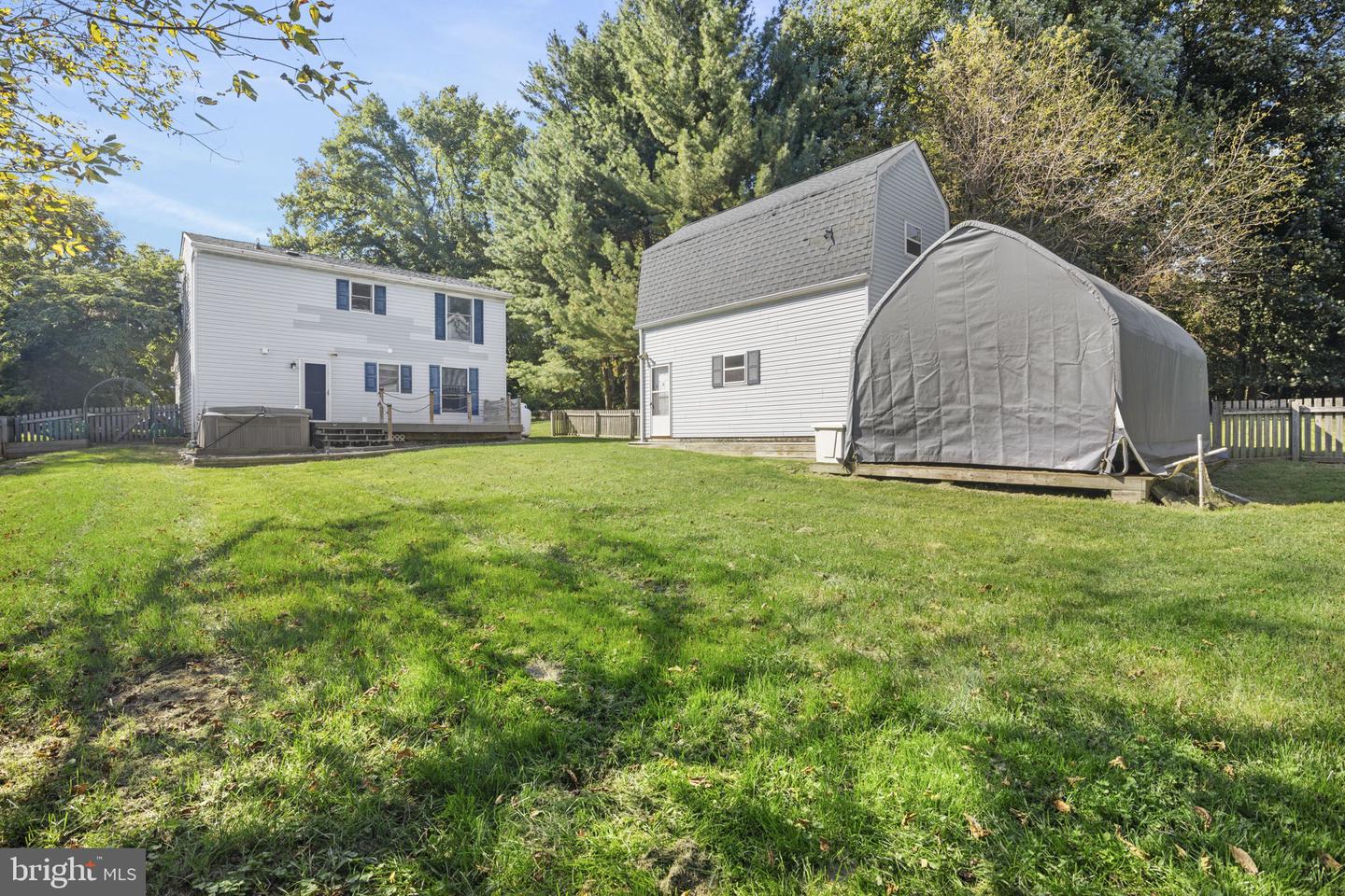 304 Superior St Property Photo 48