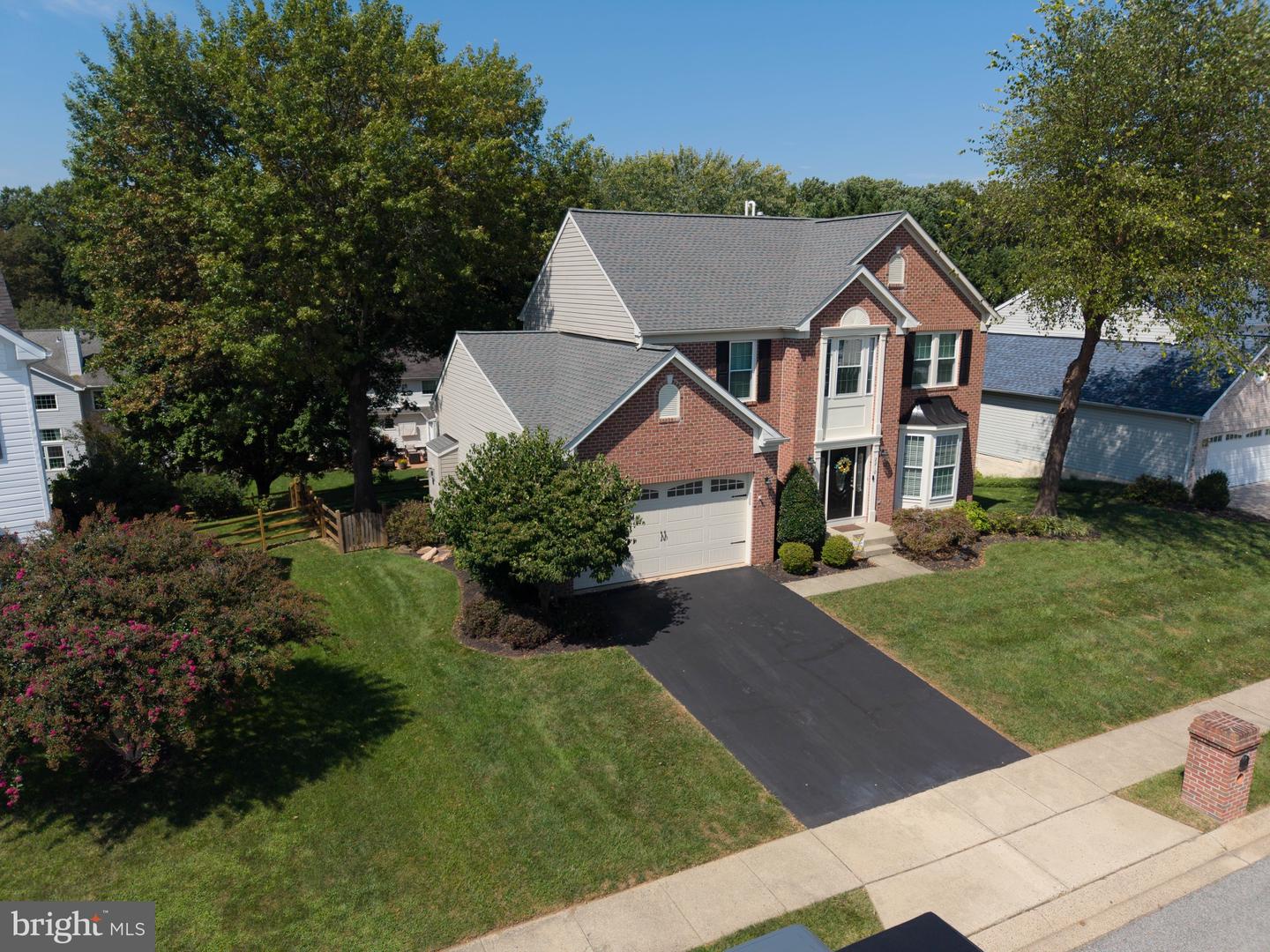 2210 Autumn Glow Ct Property Photo 4
