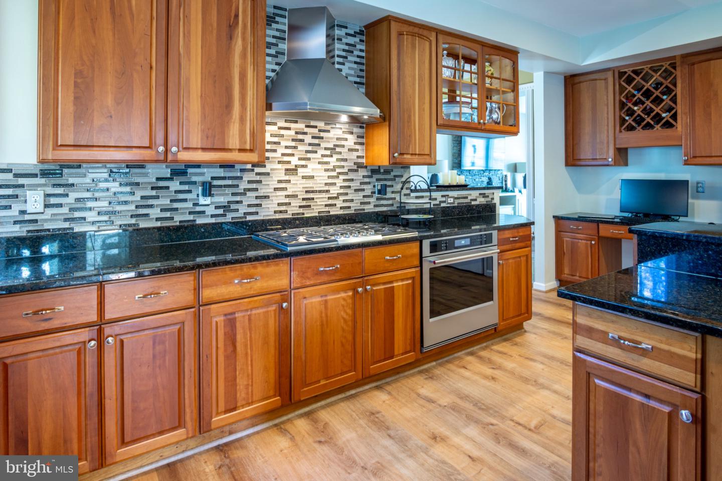 2210 Autumn Glow Ct Property Photo 8