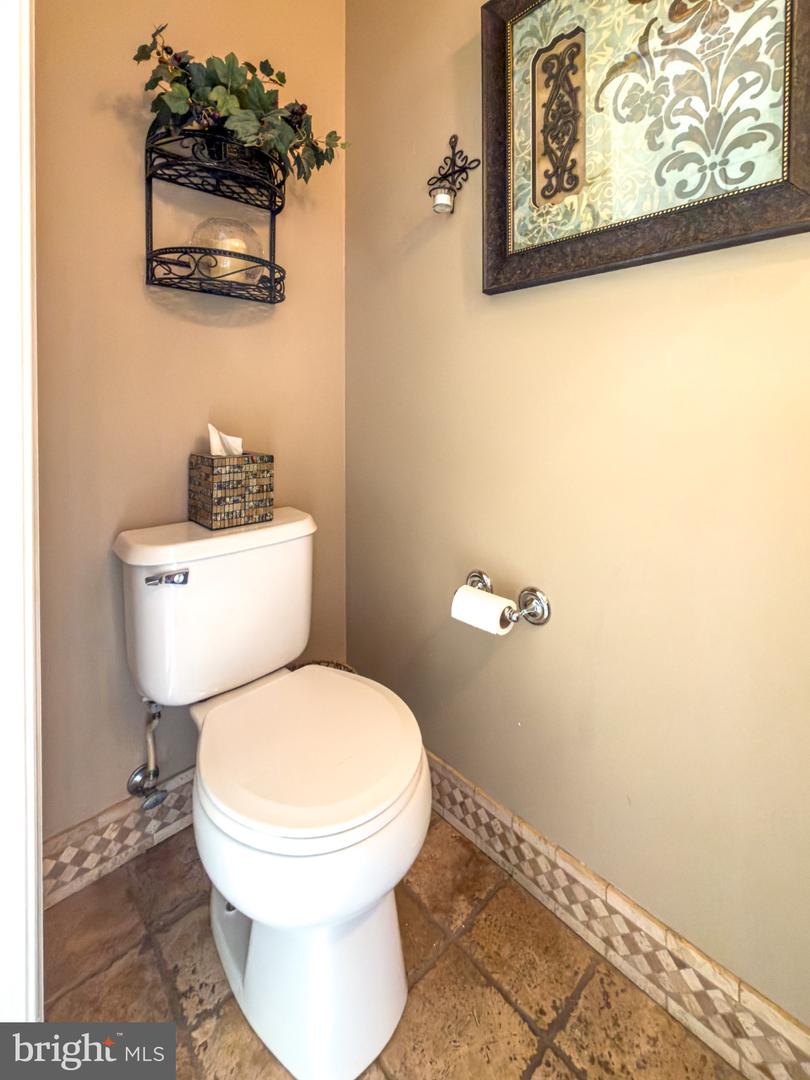2210 Autumn Glow Ct Property Photo 14
