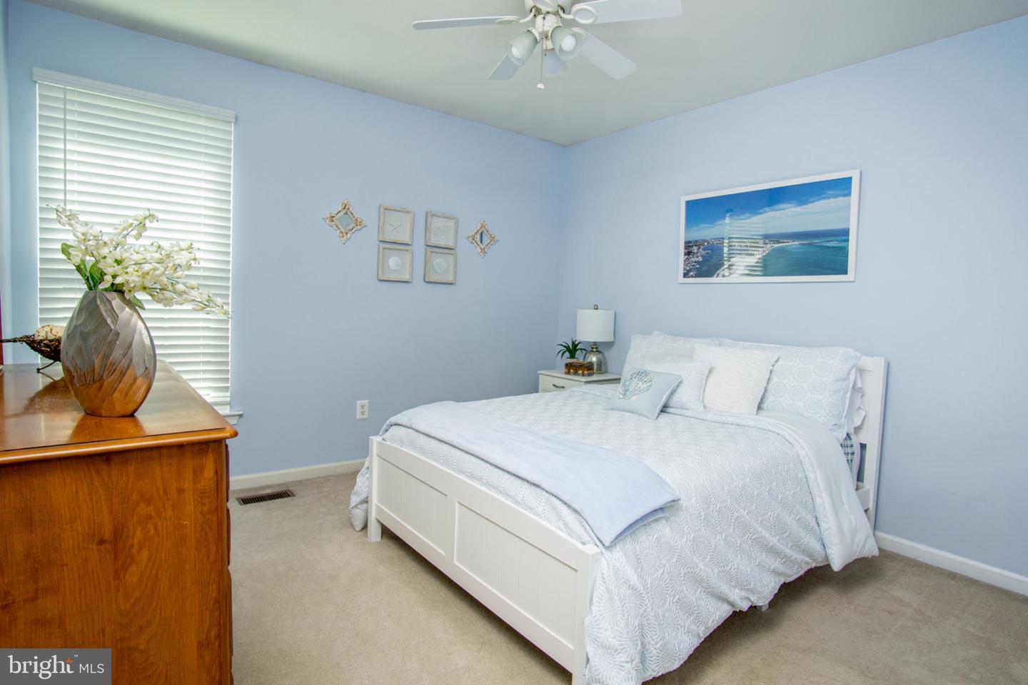 2210 Autumn Glow Ct Property Photo 28