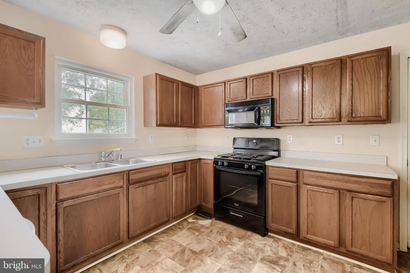 3802 Longley Rd Property Photo 3