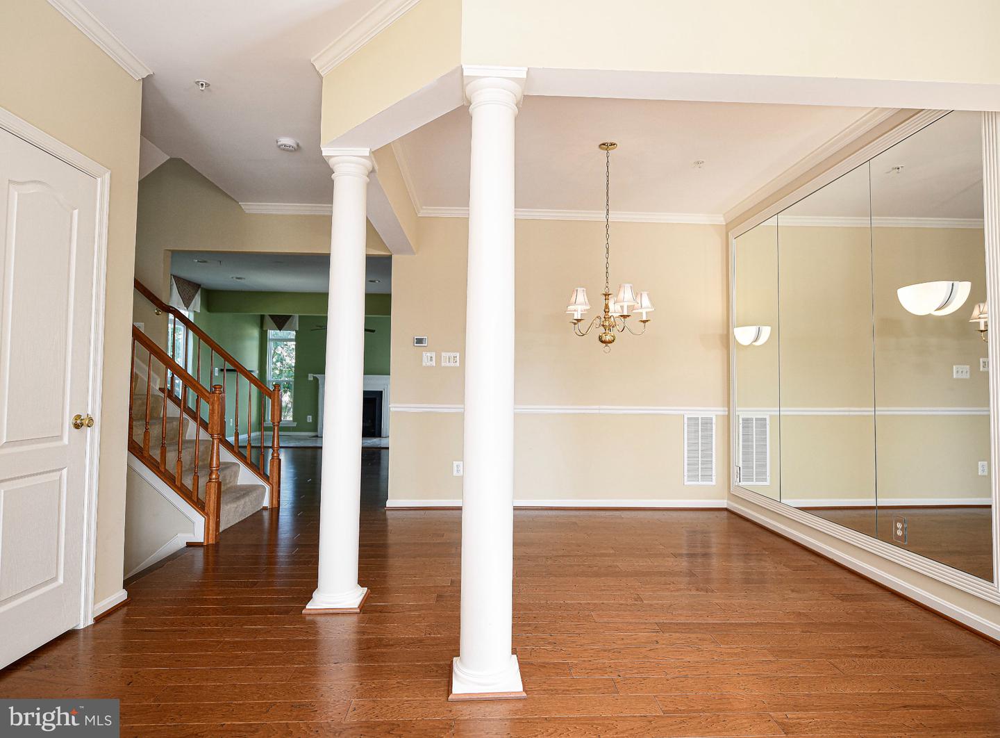 1709 Mohegan Dr #1043 Property Photo 5