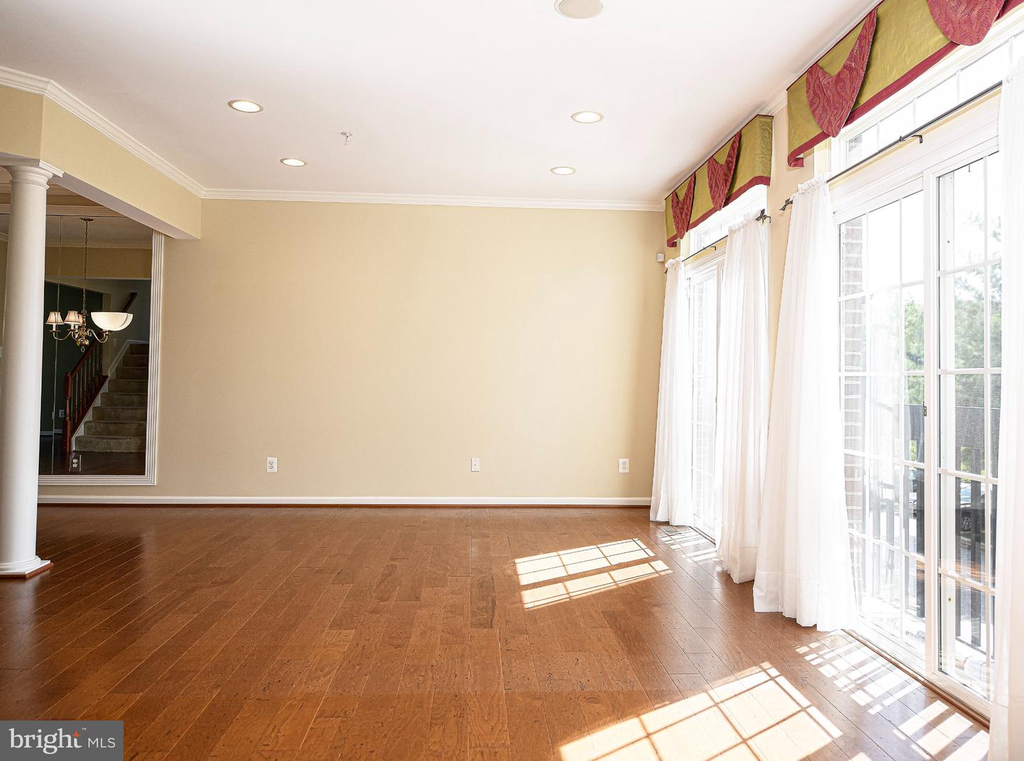 1709 Mohegan Dr #1043 Property Photo 7