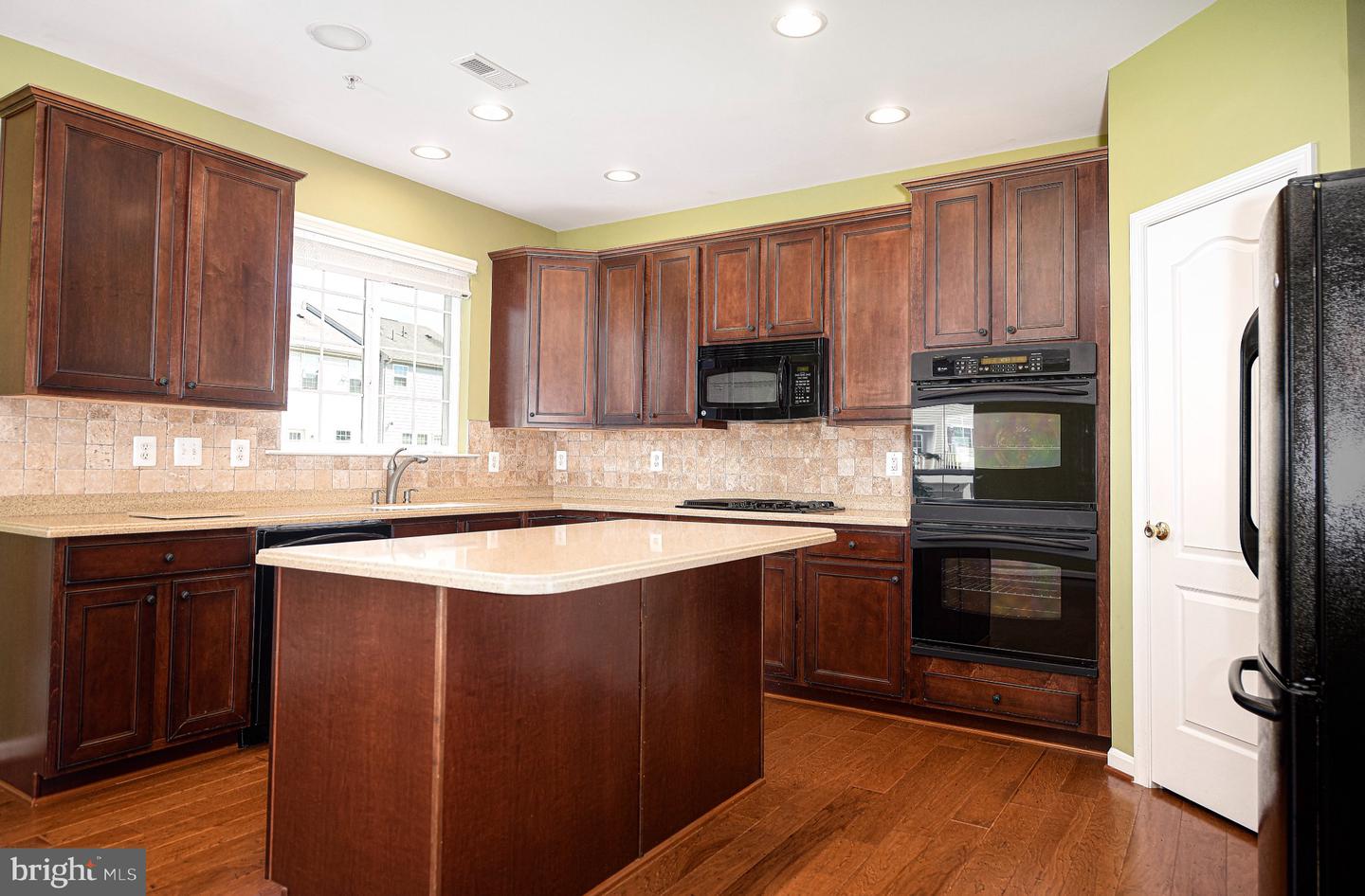 1709 Mohegan Dr #1043 Property Photo 17
