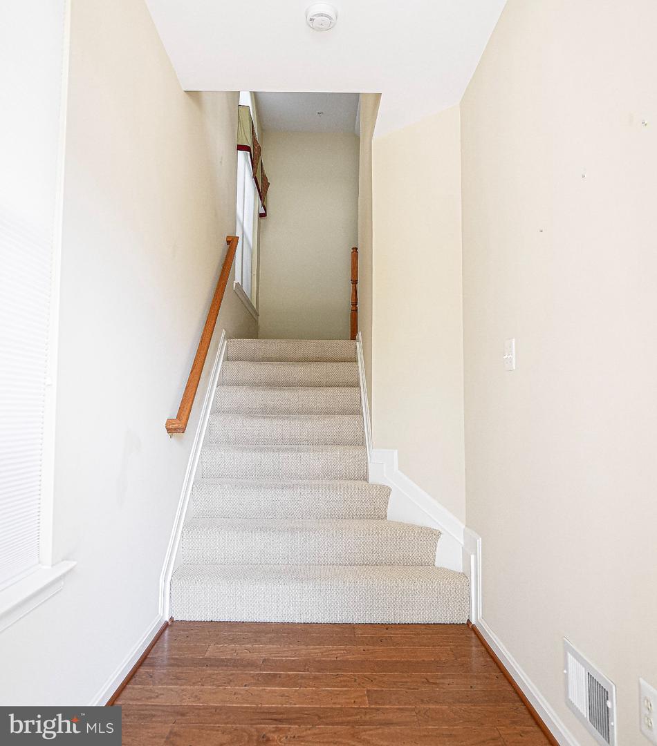 1709 Mohegan Dr #1043 Property Photo 20